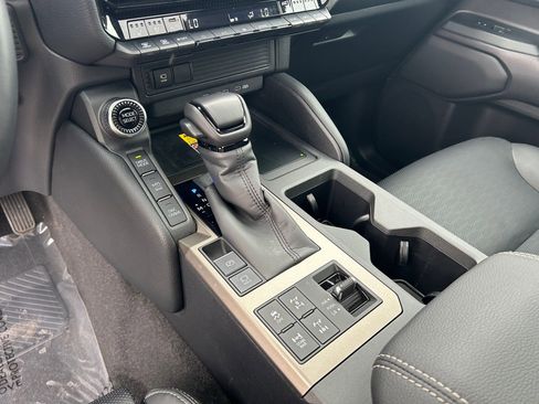 Certified 2025 Toyota Land Cruiser w/ Premium Package AWD/4WD image 19