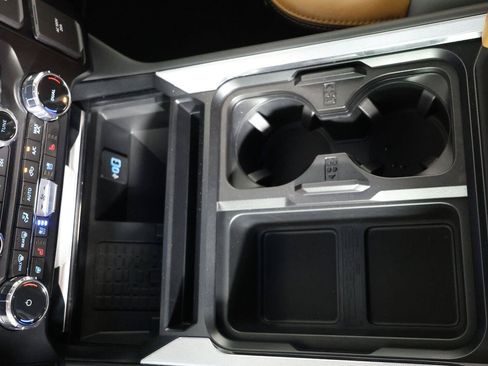 Used 2024 Ford F250 Platinum AWD/4WD image 20
