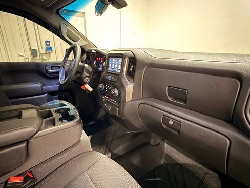 Used 2021 Chevrolet Silverado 1500 Custom RWD image 28