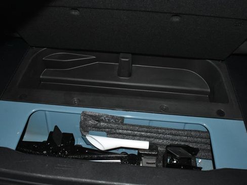 Used 2023 Ford Bronco Badlands image 31