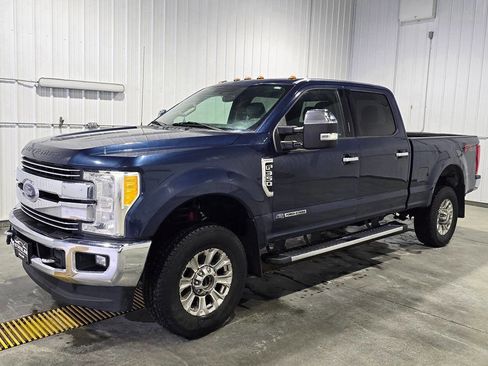 Used 2017 Ford F350 Lariat w/ Chrome Package image 1