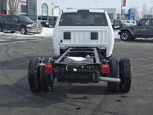 New 2026 RAM 3500 Tradesman AWD/4WD image 15