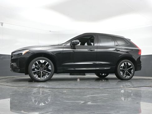 New 2026 Volvo XC60 B5 Plus w/ Protection Package Premier AWD/4WD image 43