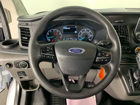 Used 2025 Ford Transit 250 Low Roof w/ Exterior Upgrade Package RWD image 21