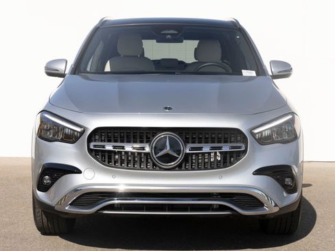 Used 2026 Mercedes-Benz GLA 250 image 4