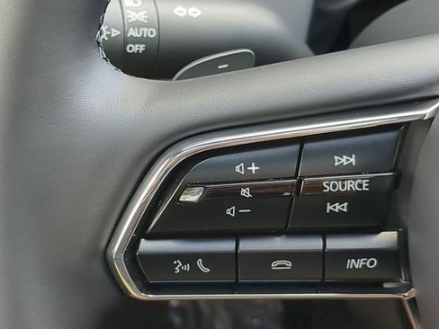 Certified 2025 MAZDA CX-90 Plug-In Hybrid w/ Premium Plus AWD/4WD image 19