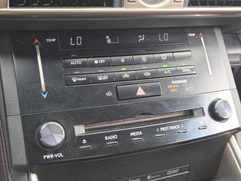 Used 2014 Lexus IS 350 RWD image 29