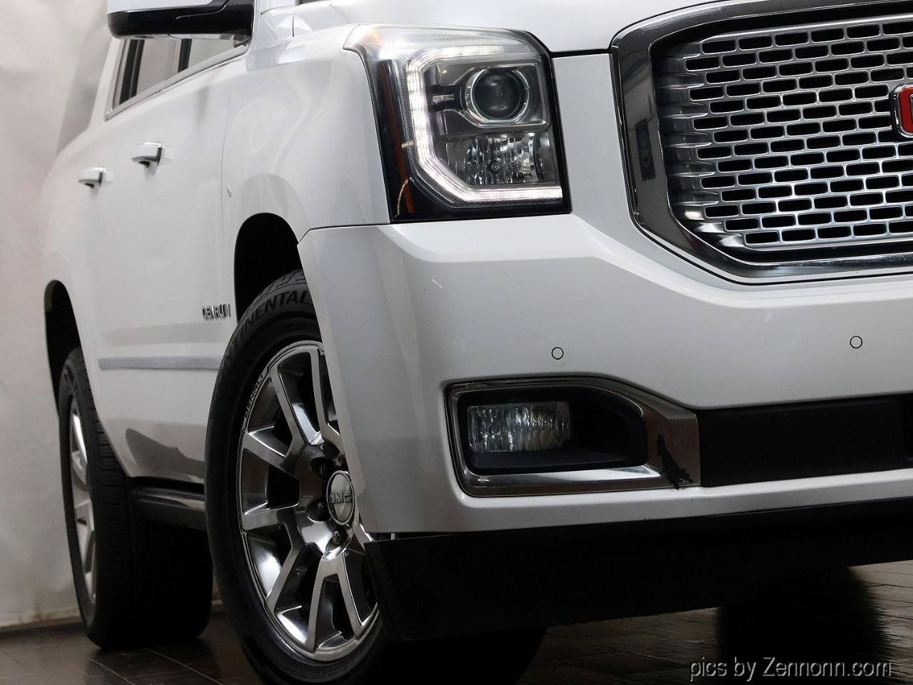 Used 2017 GMC Yukon XL Denali w/ Open Road Package AWD/4WD image 4