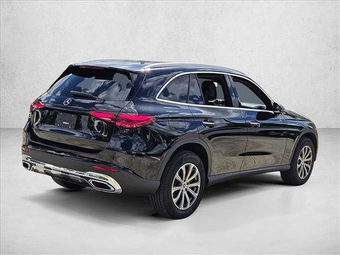 Used 2026 Mercedes-Benz GLC 300 image 5
