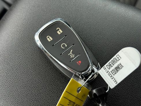 Used 2020 Chevrolet Equinox LT image 31