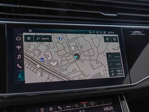 Used 2023 Audi RS Q8 image 17