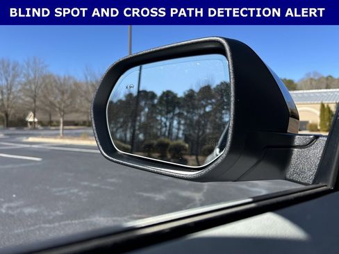 Used 2025 Chevrolet Traverse RS w/ LPO, Floor Liner Package image 11