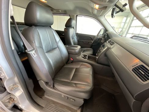 Used 2013 Chevrolet Silverado 1500 LTZ w/ LTZ Plus Package AWD/4WD image 23