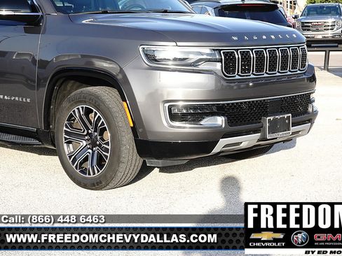 Used 2024 Jeep Wagoneer Series II w/ Flexible Seating Group AWD/4WD image 40