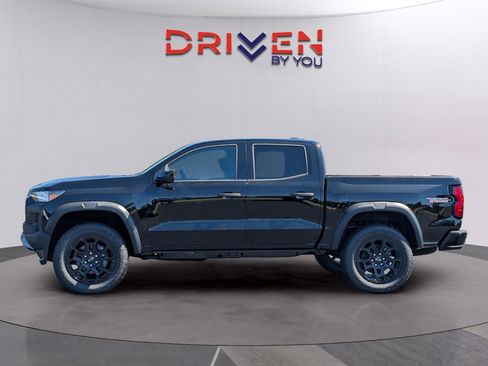 New 2026 Chevrolet Colorado Trail Boss AWD/4WD image 2