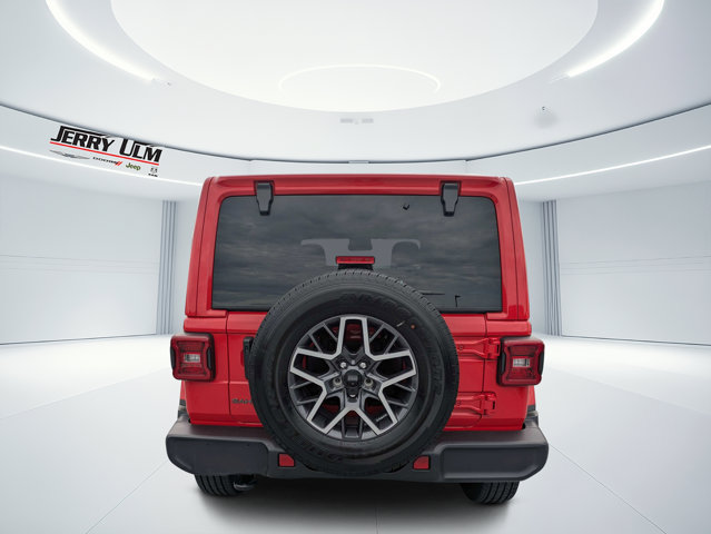 Certified 2026 Jeep Wrangler Unlimited Sahara AWD/4WD image 4