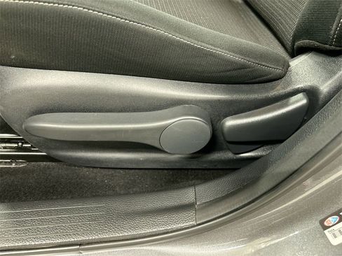 Used 2019 Nissan Sentra S image 10