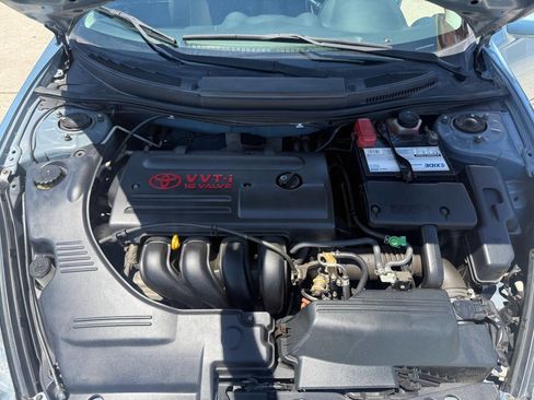 Used 2004 Toyota Celica GT FWD image 20