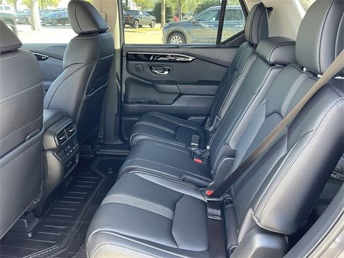 New 2025 Honda Pilot Touring image 26