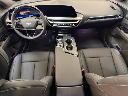 New 2026 Cadillac Lyriq Luxury w/ LPO, Floor Liner Package image 15