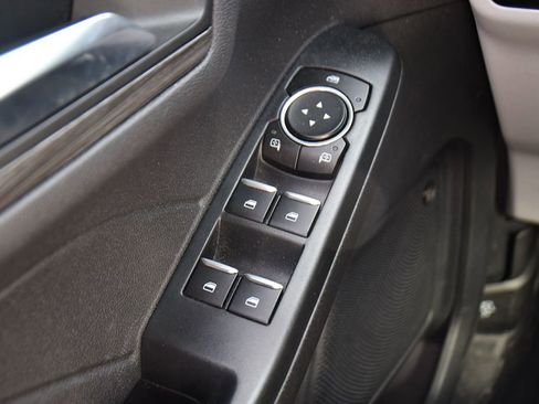 Used 2023 Ford Escape Platinum w/ Premium Technology Package image 23