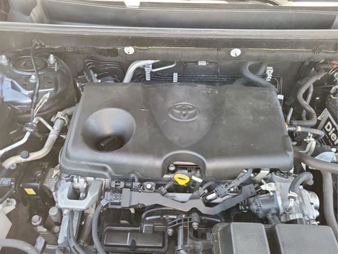 Used 2023 Toyota RAV4 XLE Premium FWD image 23