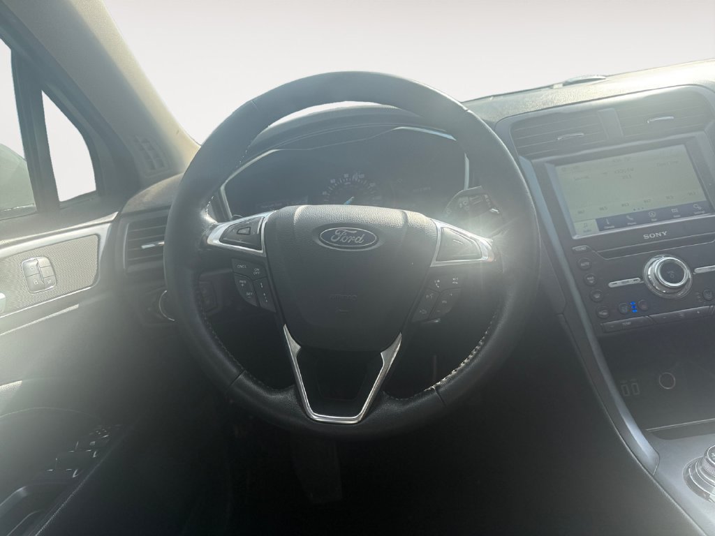 Used 2020 Ford Fusion Titanium AWD/4WD image 10