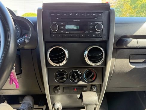 Used 2007 Jeep Wrangler X AWD/4WD image 22