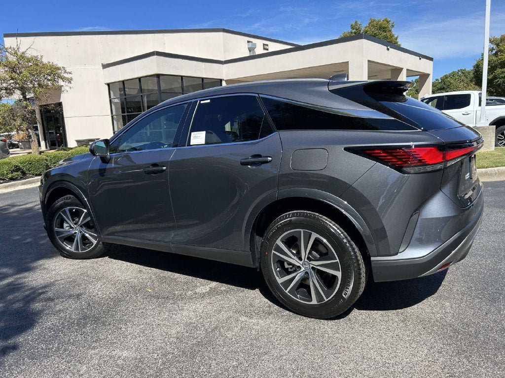 New 2026 Lexus RX 350 Premium w/ Convenience Package FWD image 4