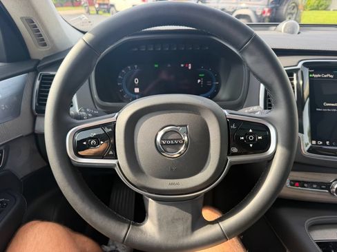 Used 2025 Volvo XC90 T8 Ultra AWD/4WD image 16