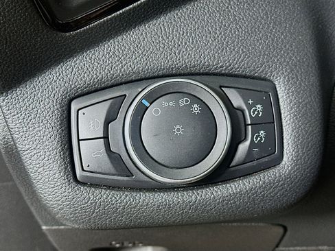 Used 2018 Ford Escape Titanium AWD/4WD image 16