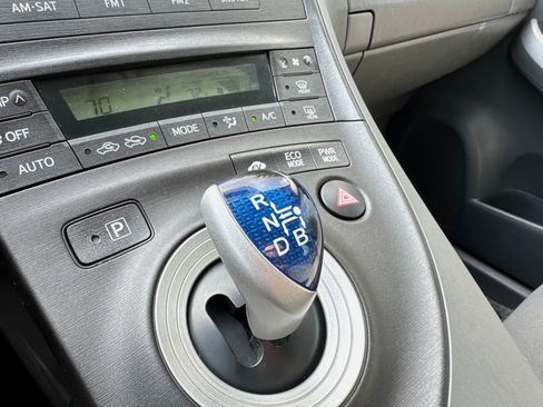 Used 2010 Toyota Prius Five image 24