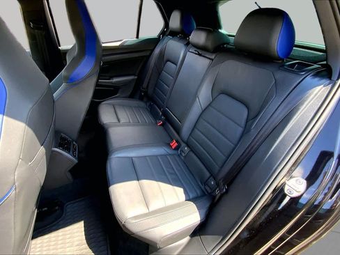 Used 2024 Volkswagen Golf R AWD/4WD image 18