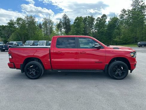 Used 2022 RAM 1500 Big Horn AWD/4WD image 6