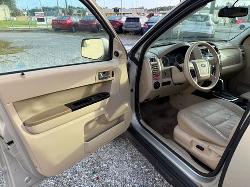 Used 2012 Ford Escape Limited image 7