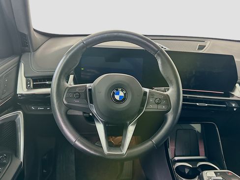 Used 2026 BMW X1 xDrive28i AWD/4WD image 17
