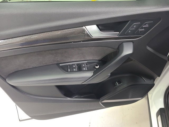Used 2018 Audi SQ5 Premium Plus AWD/4WD image 19
