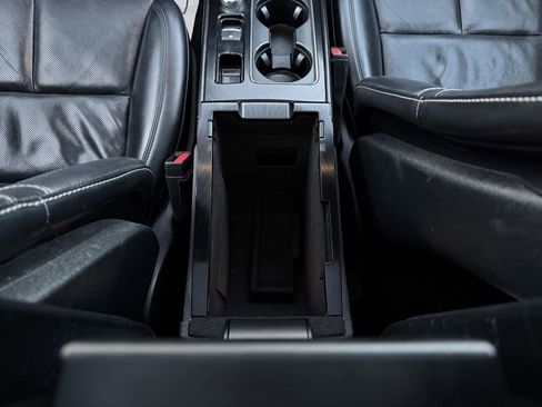 Used 2021 Lincoln Corsair AWD w/ Premium Package image 20