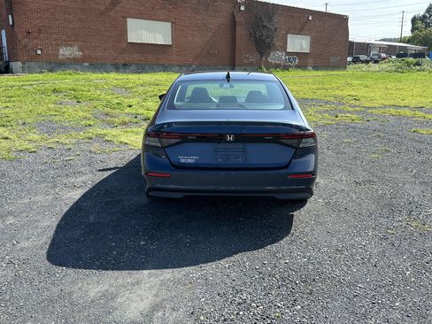 Certified 2023 Honda Accord EX image 7
