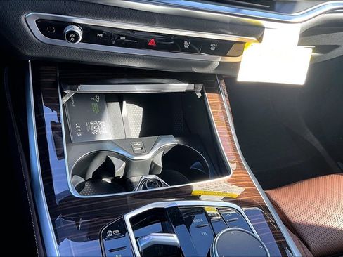 New 2026 BMW X7 xDrive40i image 18