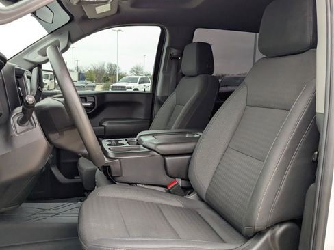 Used 2024 Chevrolet Silverado 1500 Custom image 13