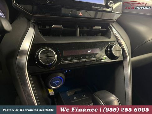 Used 2021 Toyota Venza LE w/ Carpet Mat Package (TMS) AWD/4WD image 20