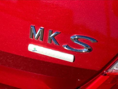 Used 2014 Lincoln MKS AWD w/ Equipment Group 201A image 9