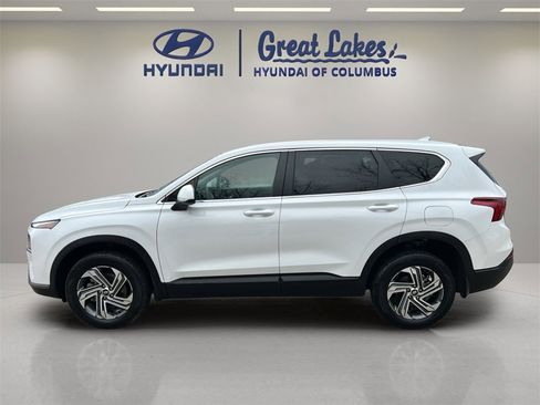 Certified 2023 Hyundai Santa Fe SE image 2