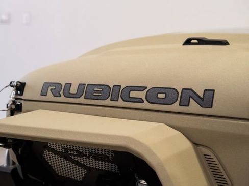 Used 2025 Jeep Gladiator Rubicon w/ Safety Group image 29
