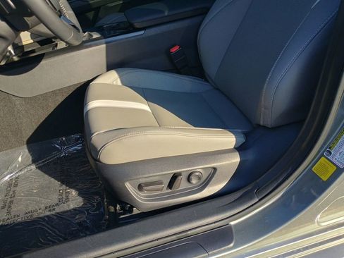 Used 2025 Toyota Camry SE w/ Multimedia Upgrade Package FWD image 13