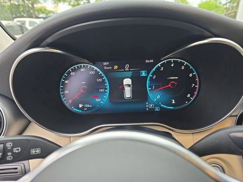 Used 2022 Mercedes-Benz GLC 300 4MATIC image 18