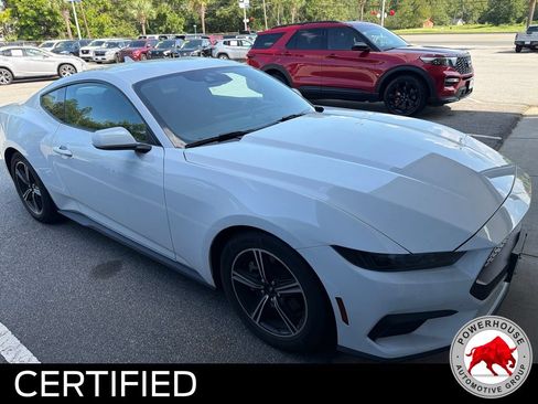 Used 2025 Ford Mustang Coupe RWD image 1