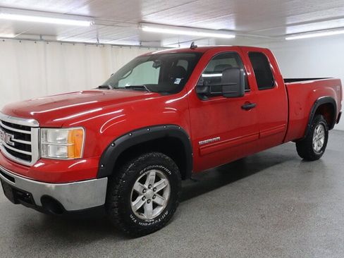 Used 2013 GMC Sierra 1500 SLE w/ Power Tech Package AWD/4WD image 3