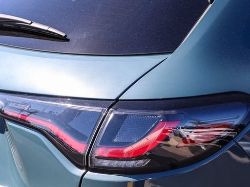 Used 2025 Honda HR-V EX-L image 10
